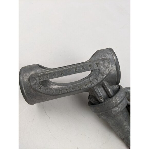 VINTAGE DOWN EAST SPORTSCRAFT FISHING ROD HOLDER - LEWISTON MAINE #2 - Picture 5 of 10